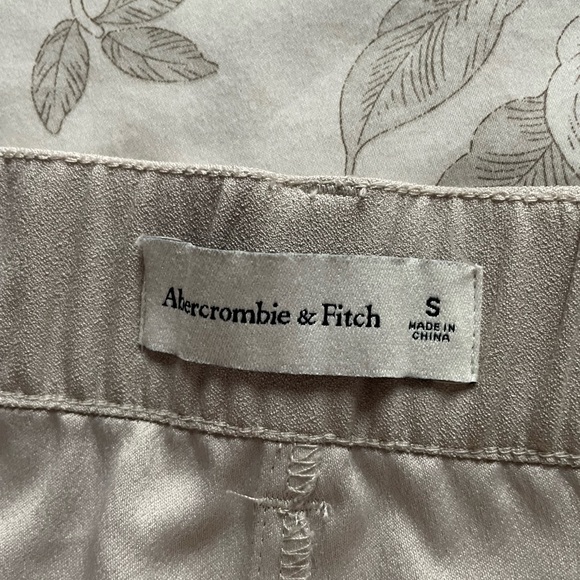 Abercrombie Sloane Tailored Wide Leg Trouser Pants Small Beige Cream Office Chic - Picture 6 of 10